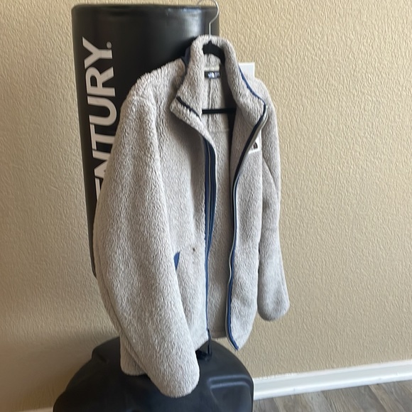 The North Face Sherpa Jacket - Picture 4 of 6